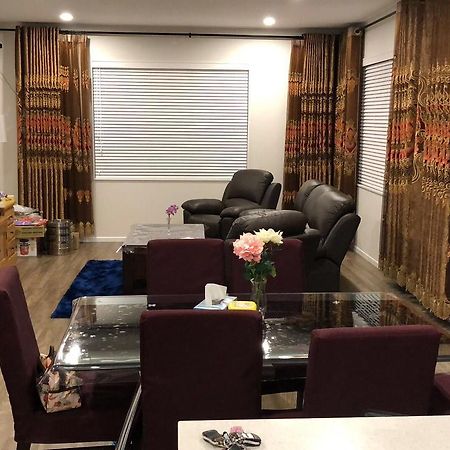 Brand New Bedroom In Karaka Auckland Exterior foto